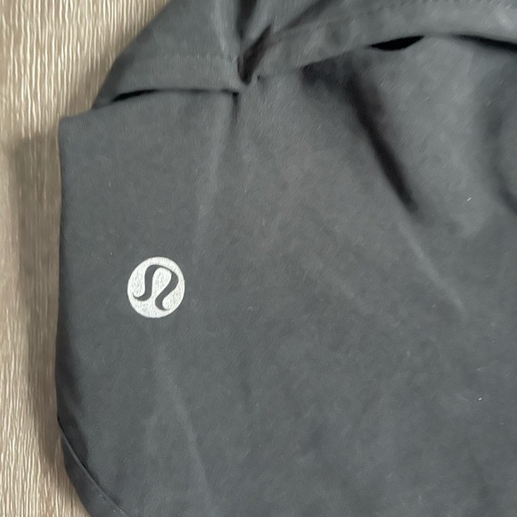 Lululemon Speed Up Low-Rise Lined Shorts 2.5” - Picture 3 of 5